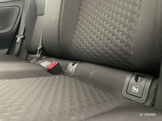 TOYOTA YARIS CROSS I - voiture d'occasion - Photo 45