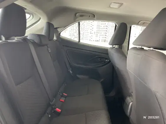 TOYOTA YARIS CROSS I - voiture d'occasion - Photo 11