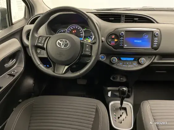 TOYOTA YARIS III - voiture d'occasion - Photo 9