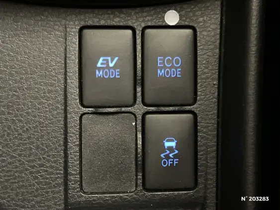 TOYOTA YARIS III - voiture d'occasion - Photo 32