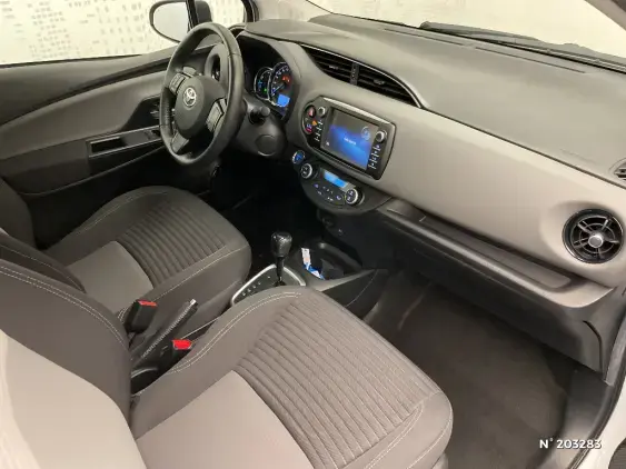 TOYOTA YARIS III - voiture d'occasion - Photo 10
