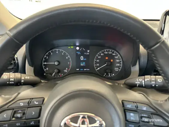 TOYOTA YARIS IV - voiture d'occasion - Photo 12