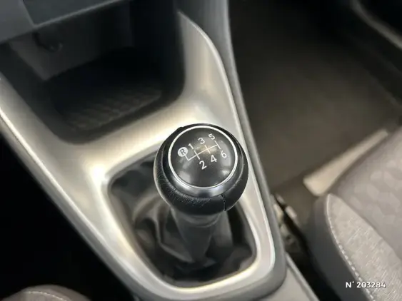 TOYOTA YARIS IV - voiture d'occasion - Photo 26