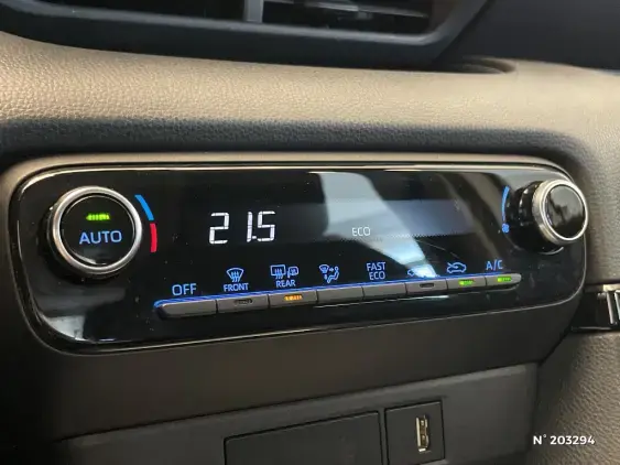 TOYOTA YARIS IV - voiture d'occasion - Photo 31
