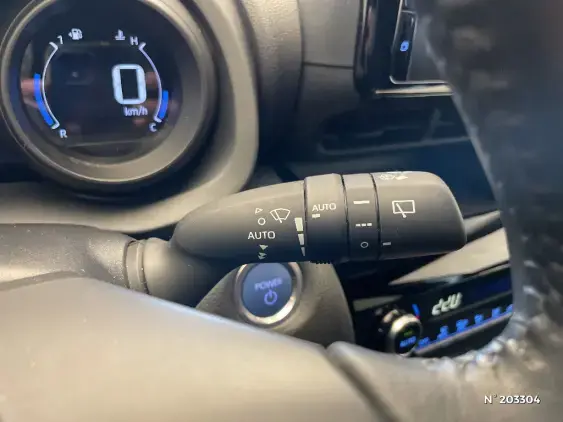 TOYOTA YARIS CROSS I - voiture d'occasion - Photo 32