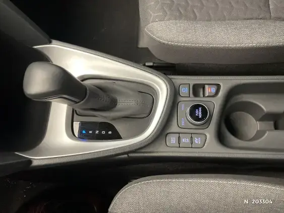 TOYOTA YARIS CROSS I - voiture d'occasion - Photo 34