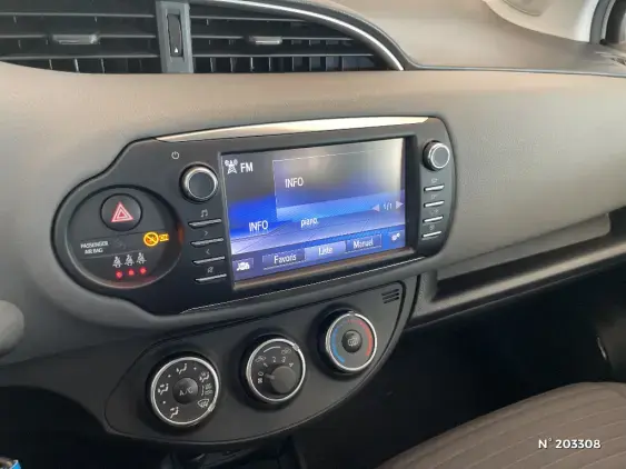 TOYOTA YARIS III - voiture d'occasion - Photo 13