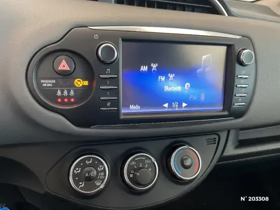TOYOTA YARIS III - voiture d'occasion - Photo 27