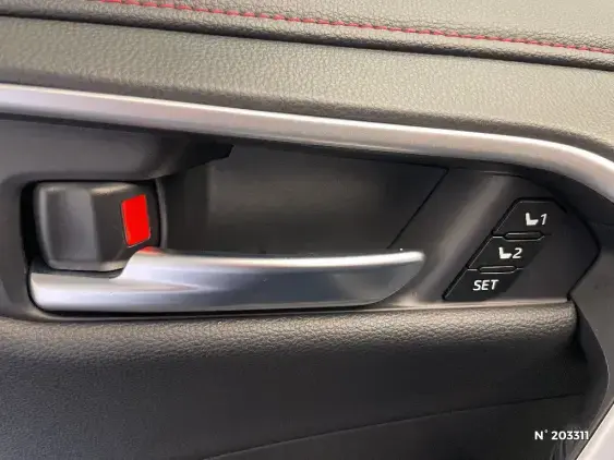 TOYOTA RAV4 V - voiture d'occasion - Photo 29