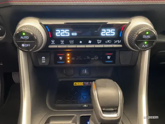 TOYOTA RAV4 V - voiture d'occasion - Photo 32