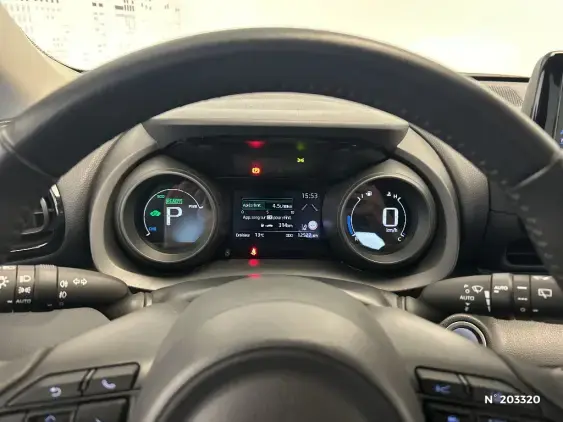 TOYOTA YARIS IV - voiture d'occasion - Photo 12