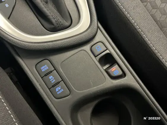 TOYOTA YARIS IV - voiture d'occasion - Photo 26