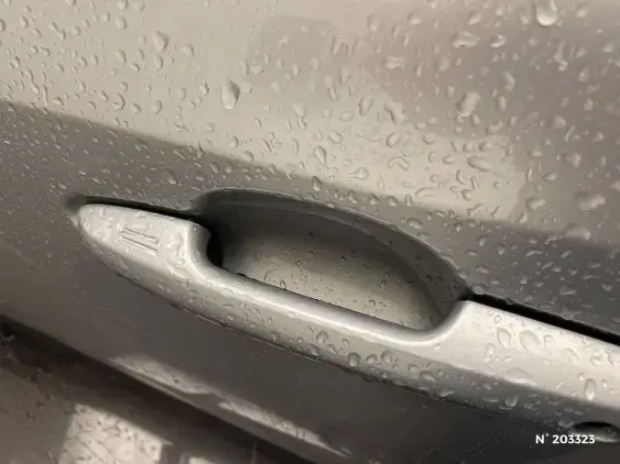 TOYOTA RAV4 V - voiture d'occasion - Photo 32