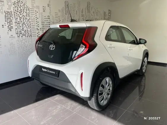 TOYOTA AYGO X - voiture d'occasion - Photo 4