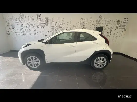 TOYOTA AYGO X - voiture d'occasion - Photo 2