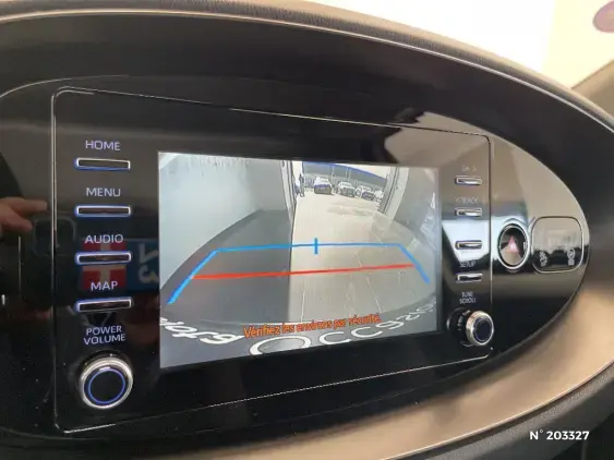 TOYOTA AYGO X - voiture d'occasion - Photo 14