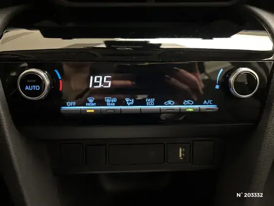 TOYOTA YARIS CROSS I - voiture d'occasion - Photo 26