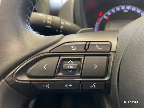 TOYOTA AYGO X - voiture d'occasion - Photo 28