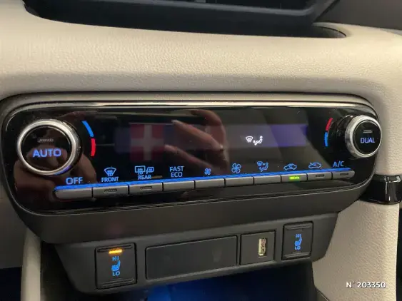 TOYOTA YARIS IV - voiture d'occasion - Photo 15