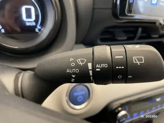 TOYOTA YARIS IV - voiture d'occasion - Photo 26
