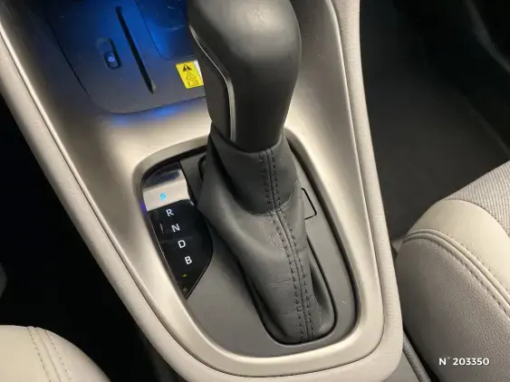 TOYOTA YARIS IV - voiture d'occasion - Photo 31