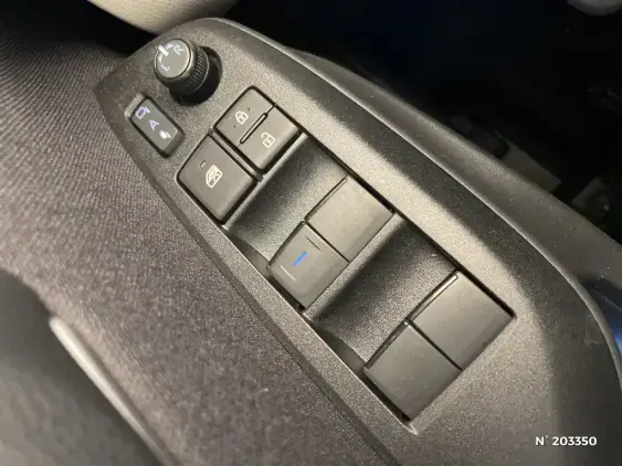 TOYOTA YARIS IV - voiture d'occasion - Photo 33