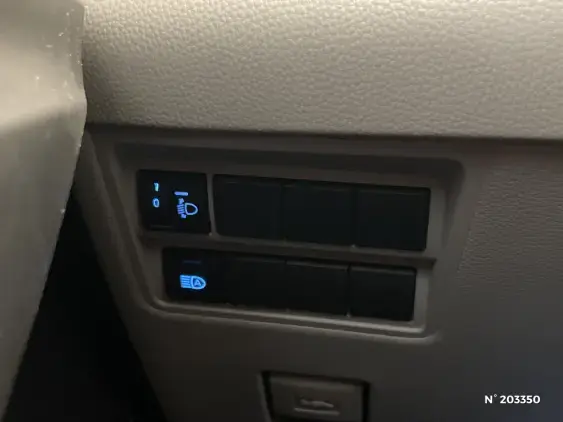 TOYOTA YARIS IV - voiture d'occasion - Photo 34