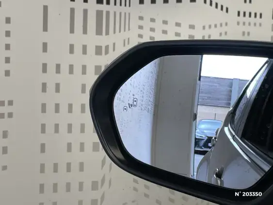 TOYOTA YARIS IV - voiture d'occasion - Photo 35