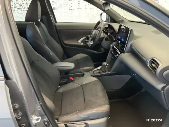 TOYOTA YARIS CROSS I - voiture d'occasion - Photo 10