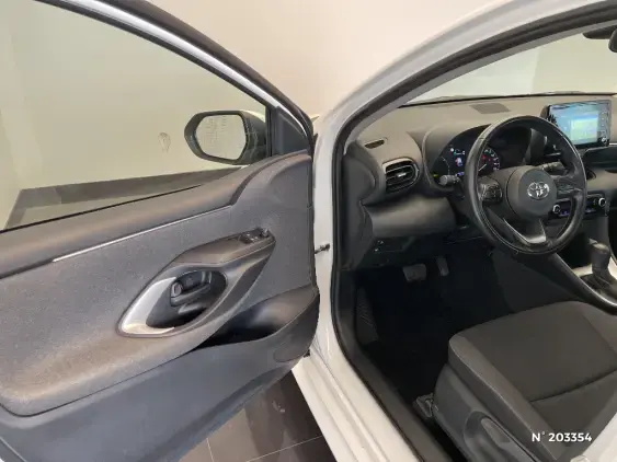 TOYOTA YARIS IV - voiture d'occasion - Photo 11