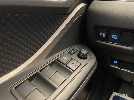 TOYOTA C-HR - voiture d'occasion - Photo 33