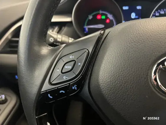 TOYOTA C-HR - voiture d'occasion - Photo 29