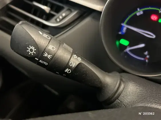 TOYOTA C-HR - voiture d'occasion - Photo 31