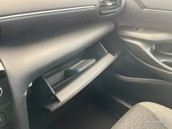 TOYOTA YARIS CROSS I - voiture d'occasion - Photo 31