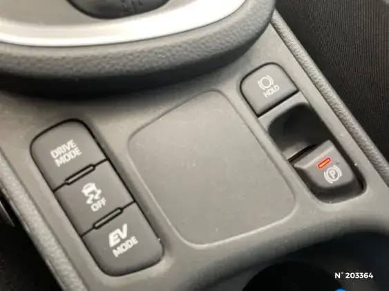 TOYOTA YARIS CROSS I - voiture d'occasion - Photo 38