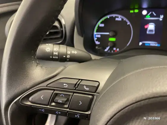 TOYOTA YARIS IV - voiture d'occasion - Photo 25