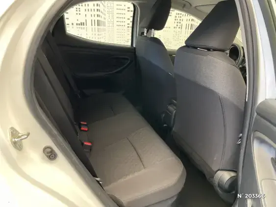 TOYOTA YARIS IV - voiture d'occasion - Photo 11