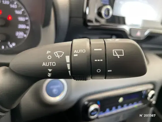 TOYOTA YARIS IV - voiture d'occasion - Photo 28