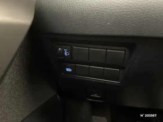 TOYOTA YARIS IV - voiture d'occasion - Photo 32