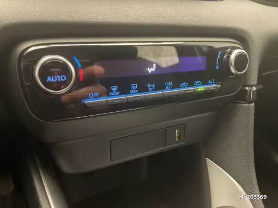 TOYOTA YARIS IV - voiture d'occasion - Photo 32