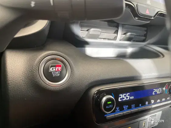 TOYOTA YARIS IV - voiture d'occasion - Photo 31