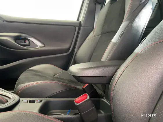 TOYOTA YARIS IV - voiture d'occasion - Photo 42