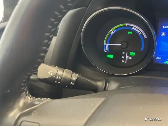 TOYOTA AURIS II - voiture d'occasion - Photo 29