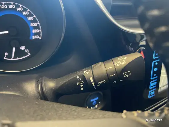 TOYOTA AURIS II - voiture d'occasion - Photo 30