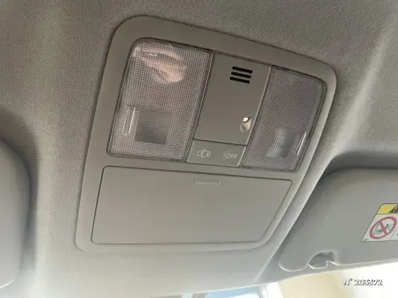 TOYOTA AURIS II - voiture d'occasion - Photo 33