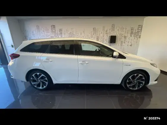 TOYOTA AURIS II - voiture d'occasion - Photo 5