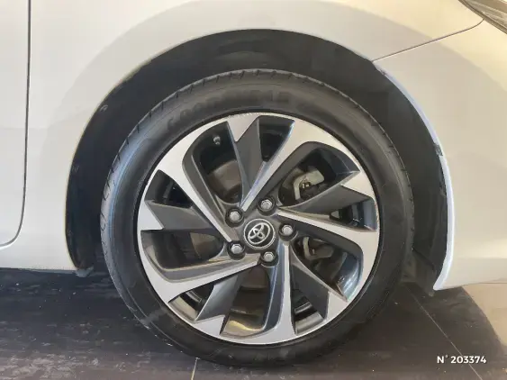 TOYOTA AURIS II - voiture d'occasion - Photo 8