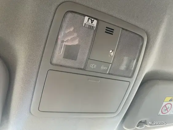 TOYOTA AURIS II - voiture d'occasion - Photo 33