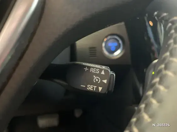 TOYOTA AURIS II - voiture d'occasion - Photo 34