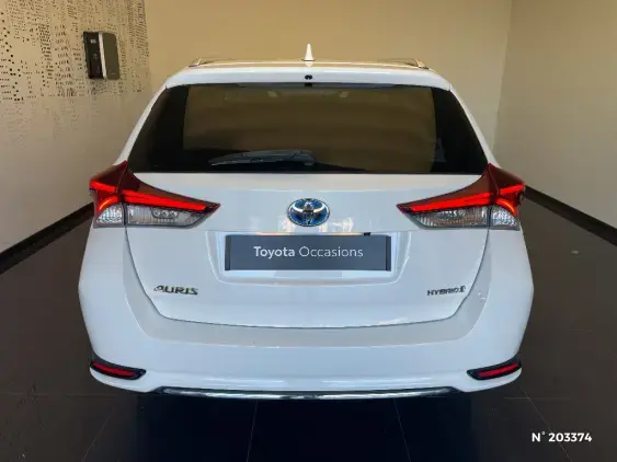 TOYOTA AURIS II - voiture d'occasion - Photo 6